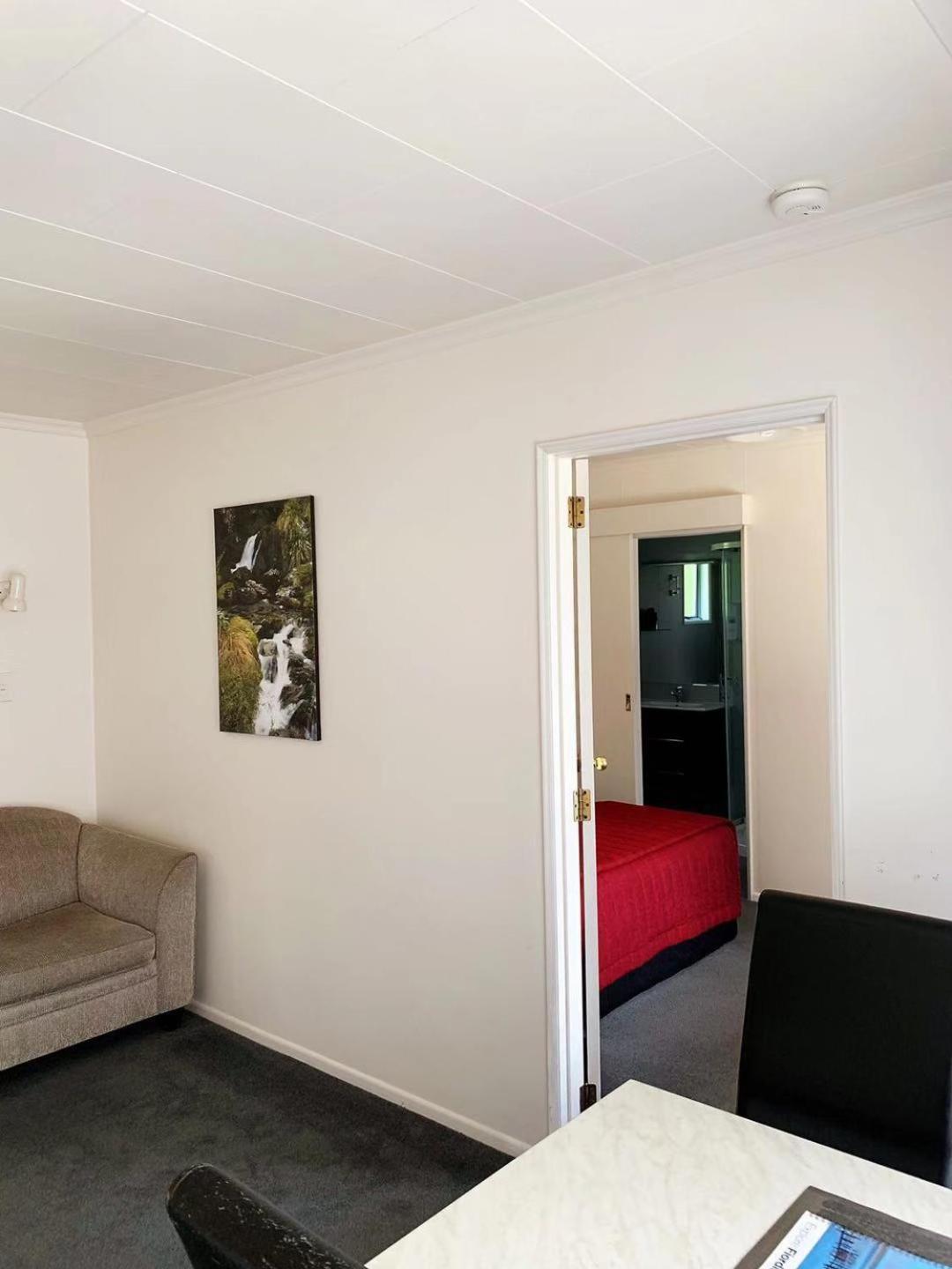 Amber Court Motel Te Anau Eksteriør billede